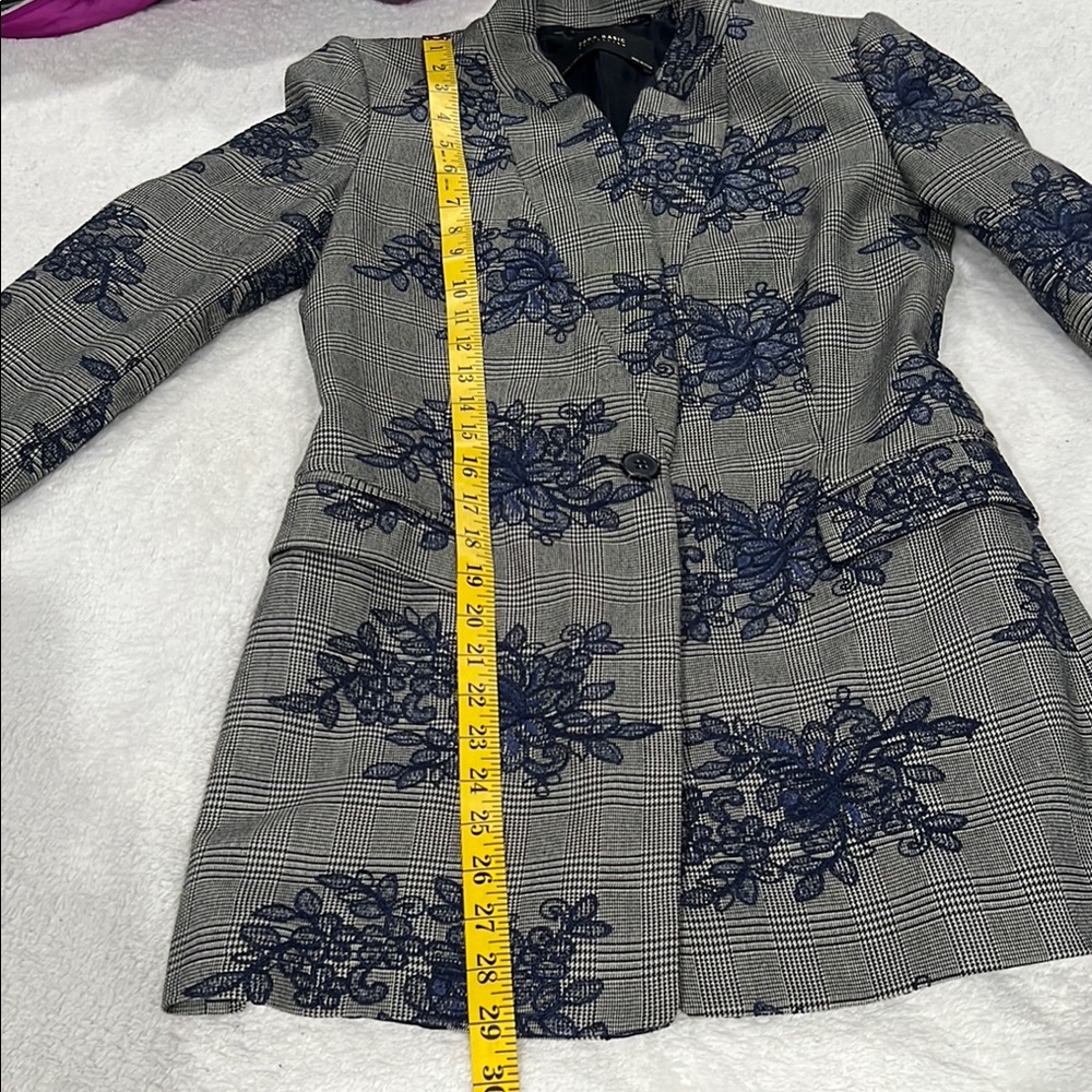 Zara Basic Collection Plaid Floral Embroidered Blazer/Jacket, Small - Picture 3 of 11